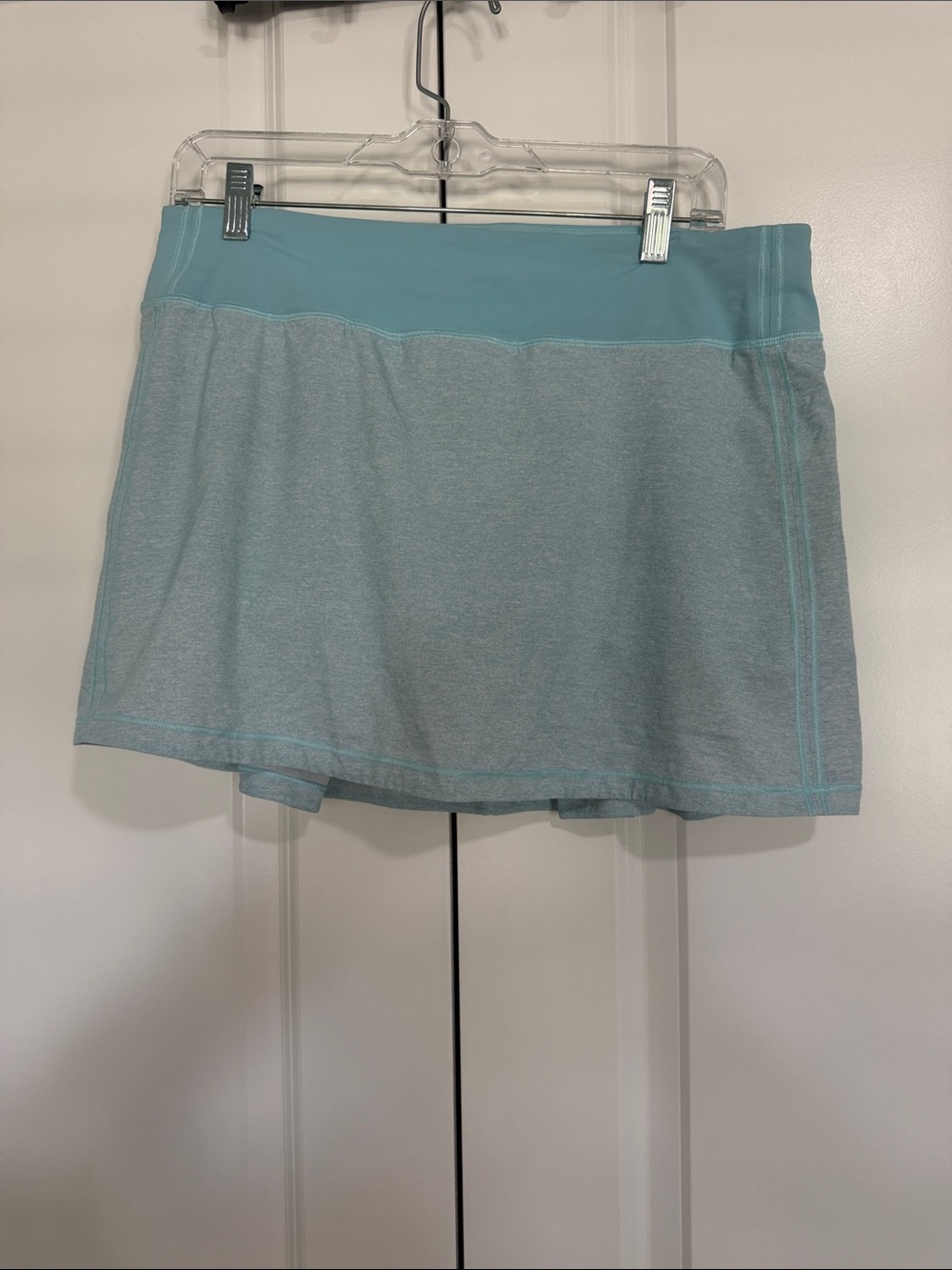 lululemon athletica Aqua & Light Blue Athletic Skort